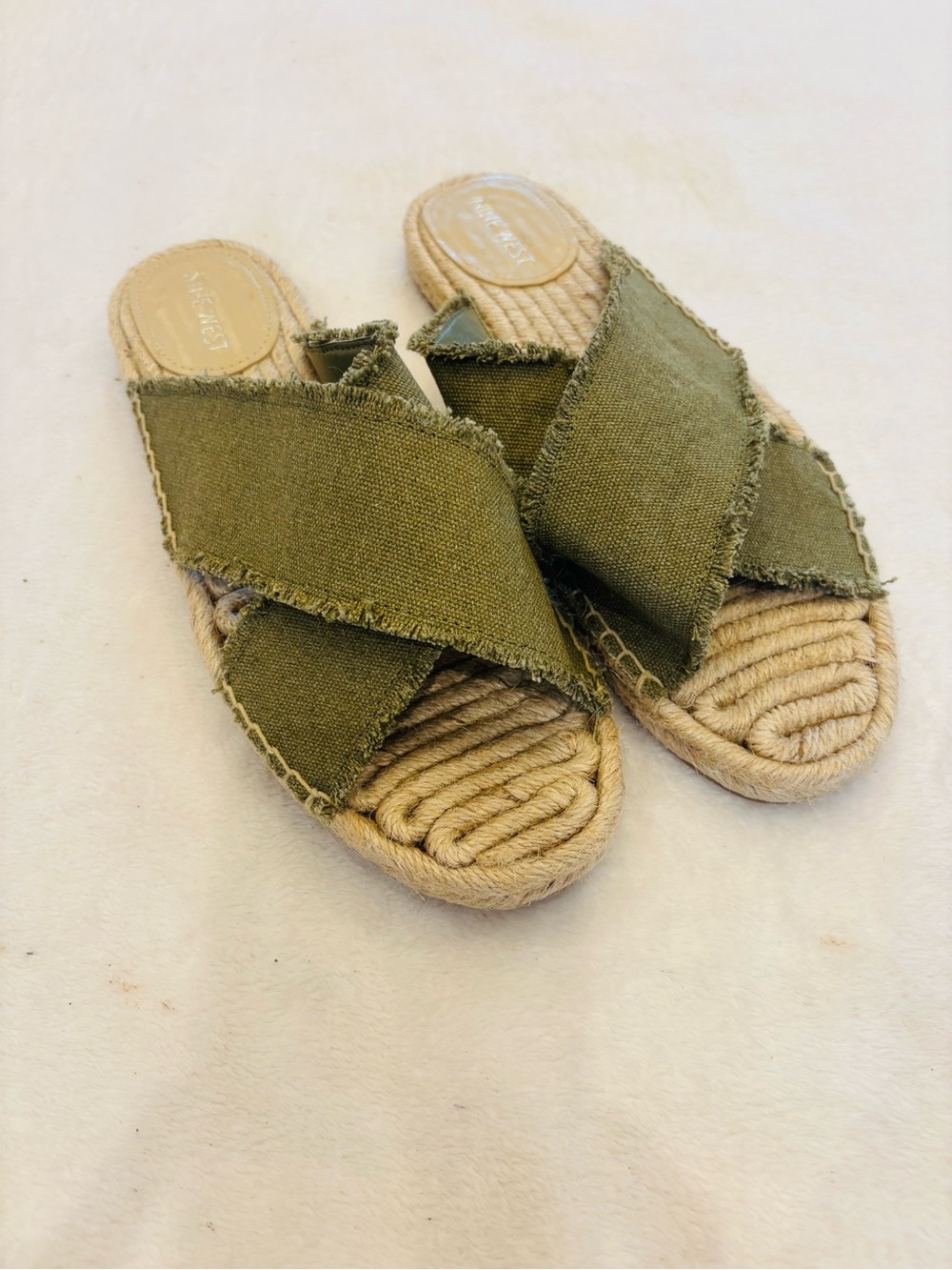 Nine West Olive Green Crisscross Espadrille Slides size 11M